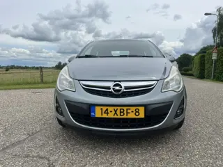 Opel Corsa 1.4-16V Color Edition Airco navi 153976 km nap bj 2012 5 drs