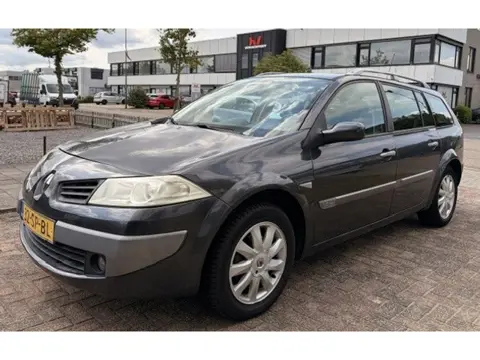 Renault Mégane Grand Tour 1.6-16V Privilège AUTOMAAT APK Gek. 07-2027