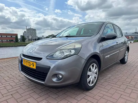 Renault Clio 1.2 /Airco/Cruise control/5 drs/Nieuwe APK