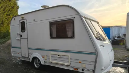 Hylander HD 380 van 1999 B.J .