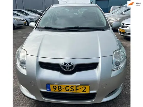 Toyota Auris 1.4 D-4D Terra rijdt super