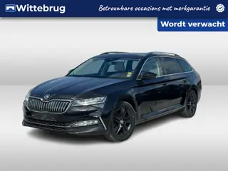 Škoda Superb Combi 1.4 TSI 218pk iV DSG Style / Panorama dak / Beige Leder / App. Connect / Achterui