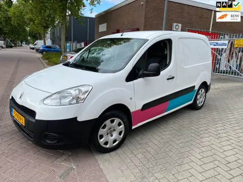Peugeot Partner 120 1.6 e-HDI / Airco / 3Zits / 2014 / Euro5 / Airbag / Elek Ramen / Elek Spiegels /