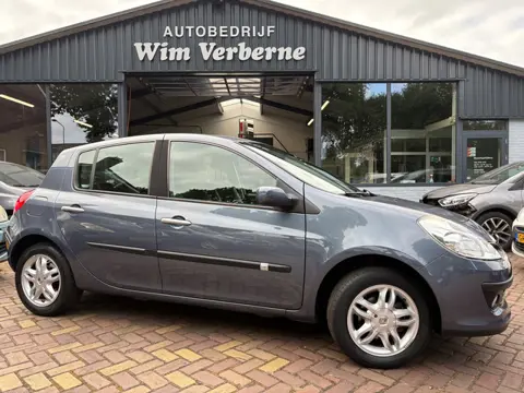 Renault Clio 1.6-16V Dynamique S AUTOMAAT !