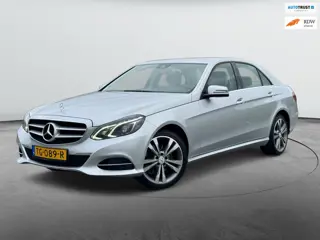 Mercedes-Benz E-klasse 300 Prestige Avantgarde|luchtvering|stoelverw|trekhaak|