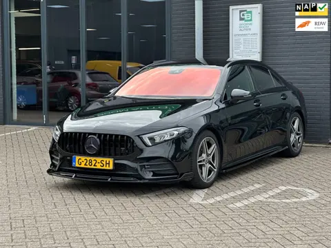 Mercedes-Benz A-klasse 200 Business Solution AMG/SFEERVERLICHTING/CAMERA/NAVI/NL-AUTO NAP!!