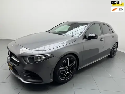 Mercedes-Benz A-klasse 180 Business Solution AMG 136 Pk Automaat Airco Navi Xenon Camera 130 dkm Nap