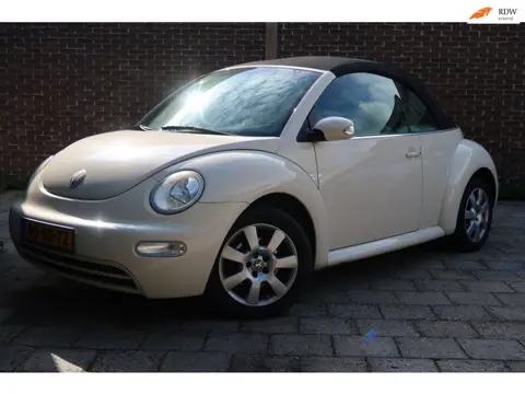 Volkswagen New Beetle Cabriolet 2.0 Highline *Rijklaarprijs *Airco *Stoelverwarming *Lederen bekledi
