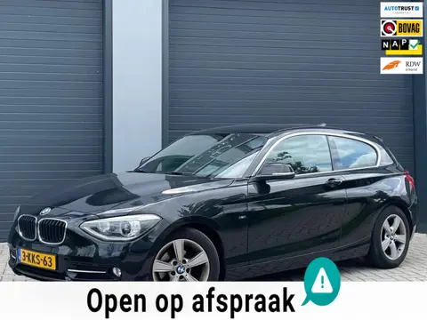 BMW 1-serie 116i EDE Business Sport / APK / LAGE KM / NAVI