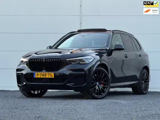 BMW X5 XDrive45e High Exe 394 PK Org NL M-Sport Pano HUD 360 Cam 22" Luchtvering Alarm klasse 5