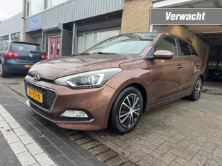 HYUNDAI I20 1.2 HP i-Motion Premium PANO CLIMA NAP APK 