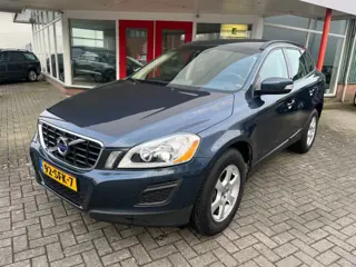 VOLVO XC60 2.0T 203PK Bluethooth/Stoelverwarming/PDC
