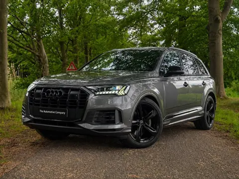 Audi Q7 55 TFSI e quattro|SLine|Panorama|NightVis|22"|Trekhaak|Dealer