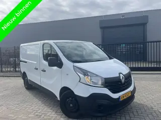 Renault Trafic 1.6 dCi T27 L1H1 Navigatie Parkeersensoren 2015