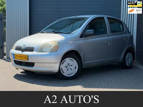 Toyota Yaris 1.3-16V VVT-i Luna Nap