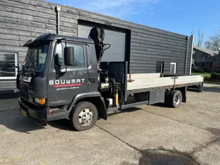 DAF 45 150 Bakwagen met HIAB KRAAN (bj 2001)