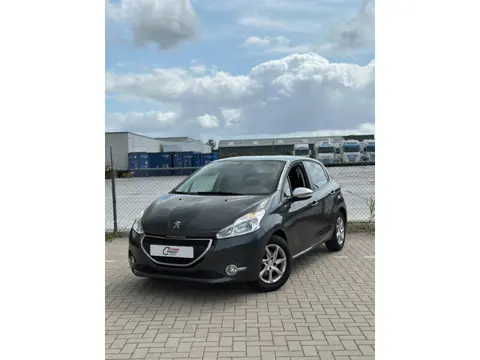 Peugeot 208 1.2 VTi Style AIRCO - NAVI - BLEUTOOTH