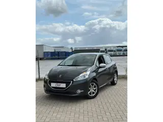 Peugeot 208 1.2 VTi Style AIRCO - NAVI - BLEUTOOTH
