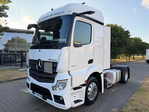 Mercedes-Benz Actros 1843 RETARDER + RETARDER + 437.496 KM + CAMERA MIRROR + PTO + ADR