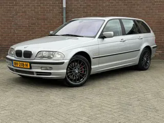 BMW 3-serie Touring 330xi|Youngtimer|Schuifdak|Memory|18inch|