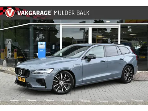 Volvo V60 2.0 T6 Plug-in hybrid AWD Plus Dark