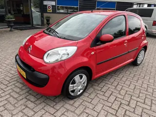 Citroen C1 1.0-12V Ambiance Nette auto, aantoonbaar goed onderhouden, 5 deuren, Ferrari rode kleur. 