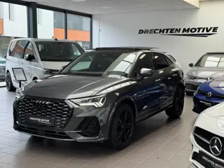 Audi Q3 Sportback 35 TFSI s-line / pano / camera / sfeerverlichting