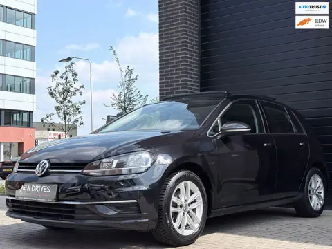 Volkswagen GOLF 1.0 TSI Comfortline| Bouwjaar 2017 | Panorama-dak, LED koplampen, Navigatie, Stoelve
