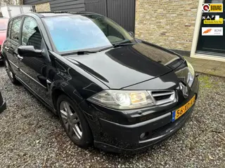 Renault Mégane 2.0-16V T GT+Xenon+Full-Navigatie+Pano-dak+NL = goed-onderhouden = KOOPJE !!