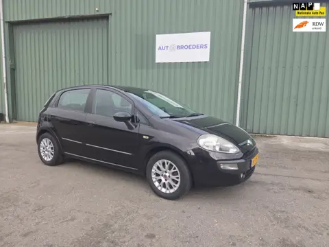 Fiat Punto Evo 1.4 Dynamic -5 DEURS - LEER - AIRCO - CENTRALE DEURVEGRENDELING