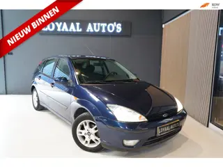 Ford Focus 1.6-16V Futura | AUT | AIRCO | EL. RAMEN | TREKHAAK | APK