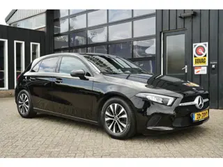 Mercedes-Benz A-Klasse 180 Business Solution | NL-Auto | Cruise | Camera | Half-Leder | Navi | Stoel