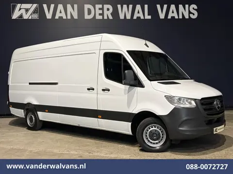 Mercedes-Benz Sprinter 317 CDI 170pk L3H2 Euro6 Airco | 2800kg Trekhaak | Bijrijdersbank Bluetooth t
