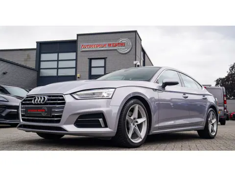 Audi A5 Sportback 2.0 TFSI MHEV Sport | Navigatie | Elektrisch bedienbare achterklep | Multifunction