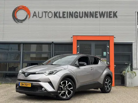 Toyota C-HR 1.8 Hybrid Bi-Tone / Navi / NL Auto / Cruise Control / Camera / NAP /