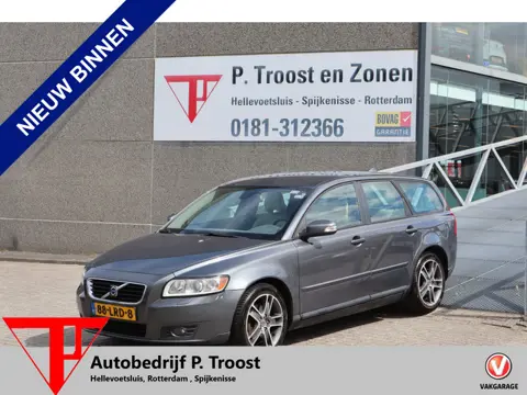 Volvo V50 2.0 Momentum Trekhaak/Cruise control/Climate control/Lederen bekleding MEENEEMPRIJS/HANDEL