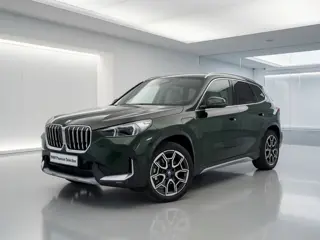 BMW X1 xDrive25e xLine | 19" | Trekhaak | Panorama | Stoel/Stuurverwarming | Voorbereiding Driving A