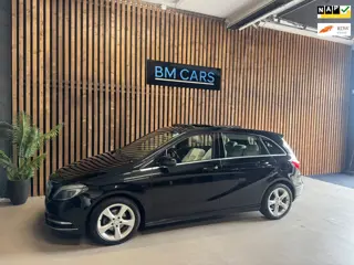 Mercedes-Benz B-klasse 180 Ambition AUTOMAAT,PANODAK,Xenon