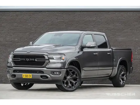 Dodge Ram 1500 5.7 Hemi V8 401Pk 4x4 Crew Cab | Laramie | Luchtvering | Panoramadak | Trekhaak | 22'