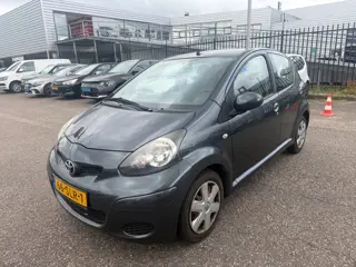 Toyota Aygo 1.0-12V Comfort Navigator 5drs. Airco Navi