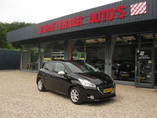 Peugeot 208 1.2 PureTech Style zeer mooi en lux  met nieuwe riem apk 11-03-2027