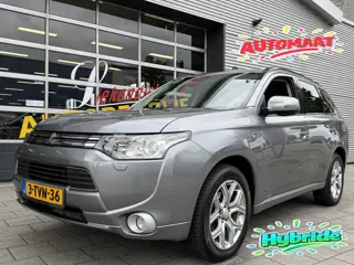 Mitsubishi Outlander 2.0 PHEV Hybride Instyle -Automaat I Navigatie I Schuifdak I Airco I Xenon I PD
