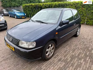 Volkswagen Polo 1.6 Automaat velgen audio usb aux dakraam