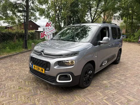 Citroen Berlingo 1.2 PureTech Shine automaat. Wij zijn altijd de goedkoopste met de beste Vakgarage 