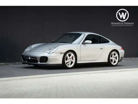 Porsche 911 3.6 Coupé Carrera 4S