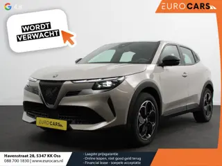 Alfa Romeo Junior Elettrica Automaat 156PK Adaptieve Cruise Control LMV 18 inch Full Led Matrix Park