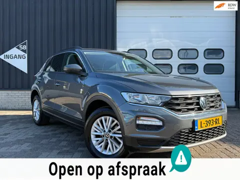Volkswagen T-Roc 1.0 TSI Style Business/camera/ parkeersensor/ adaptive/carplay