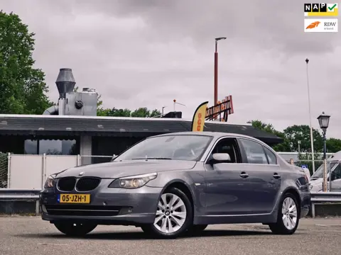 BMW 5-serie 520i Business Line Edition I / NAP/ / AUTOMAAT / CLIMA / TEMPOMAT