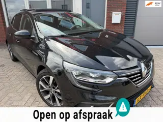 Renault Mégane 1.2 TCe Bose / Pano / Leder / Navi / PDC / Head-Up / DAB