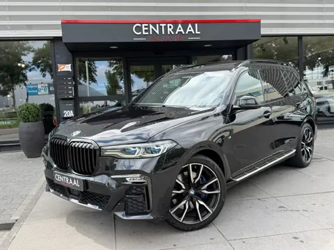 BMW X7 XDrive40i High Exe M-sport 7P|Pano|TV|Massage|Memory|Sky-Lounge|Soft-Close|Laser-Lights